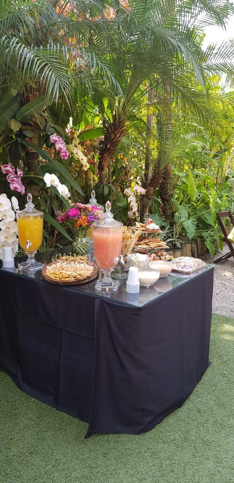 Mesa de buffet em evento na Casa Rossa